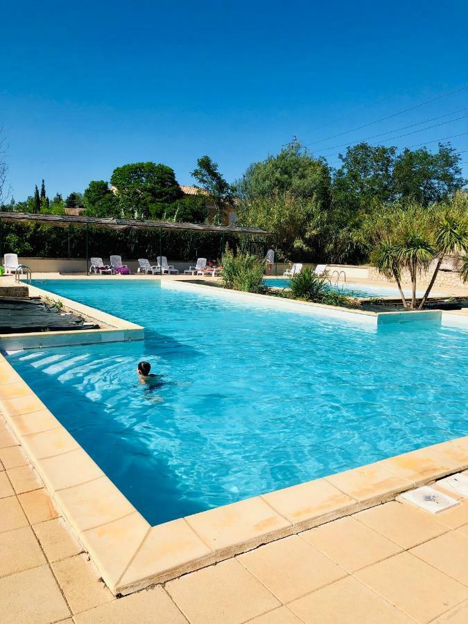 Appartement Dans La Residence Les Mazets De Camargue Арль Экстерьер фото